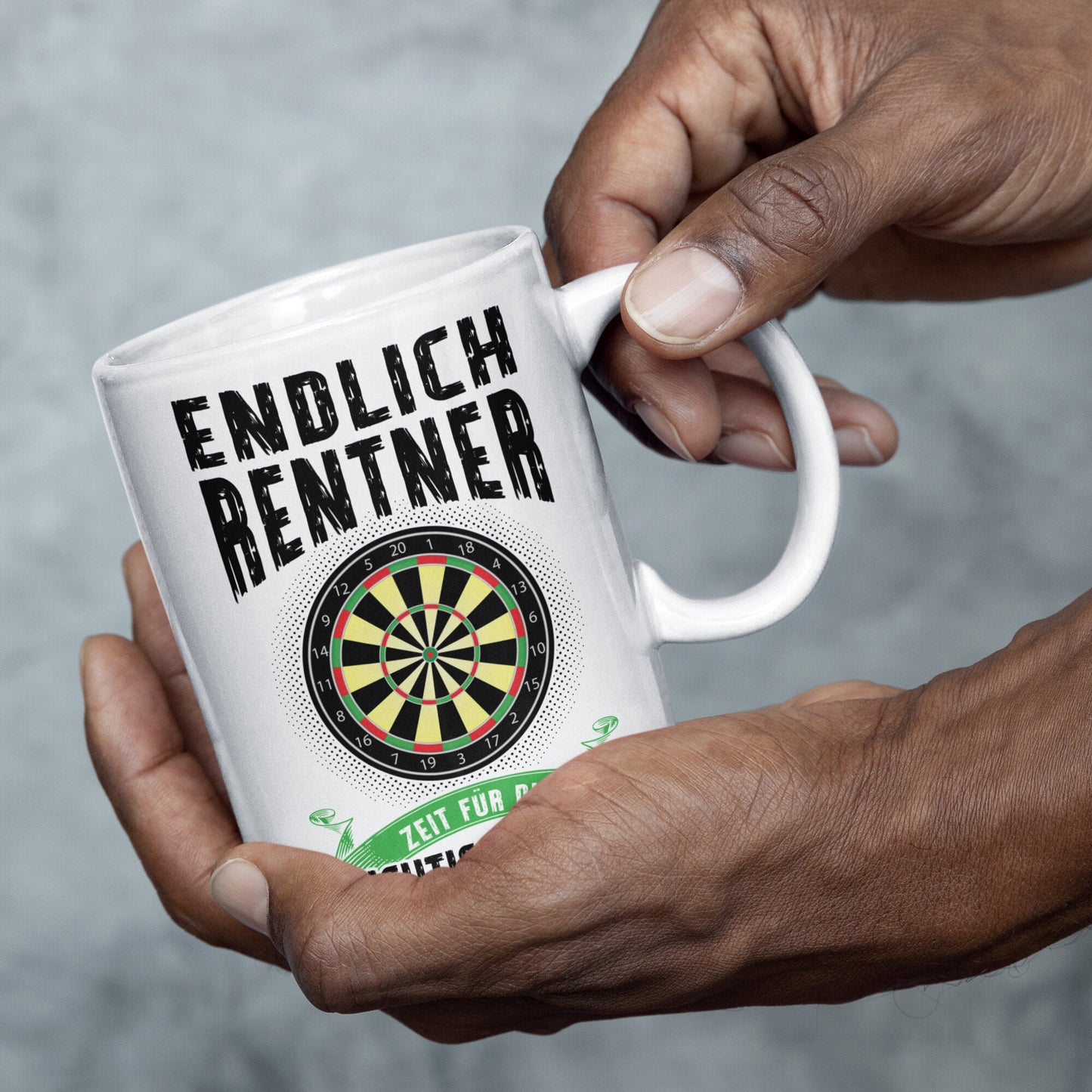 Dart Tasse | Endlich Rentner Zeit für die wichtigen Dinge | Dartspieler Ruhestand Rentner