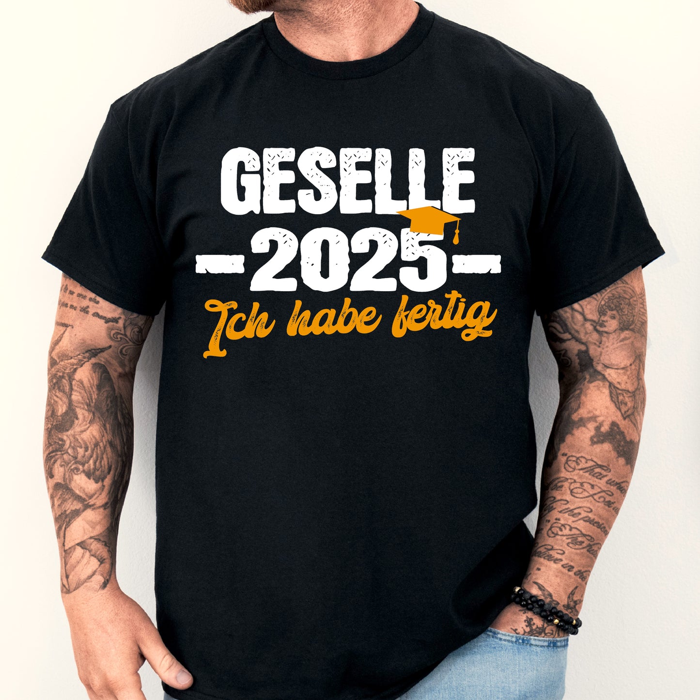 Gesellen Shirt mit der Aufschrift "Geselle 2025 ich habe fertig Gesellenbrief"