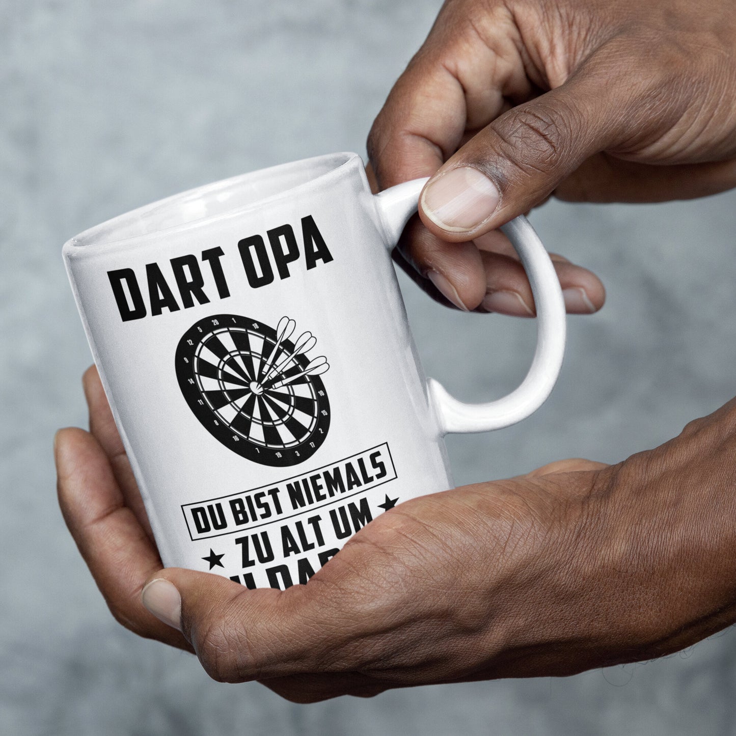 Dart Tasse | Dart Opa du bist niemals zu alt um zu darten | Dartspieler Ruhestand Rentner
