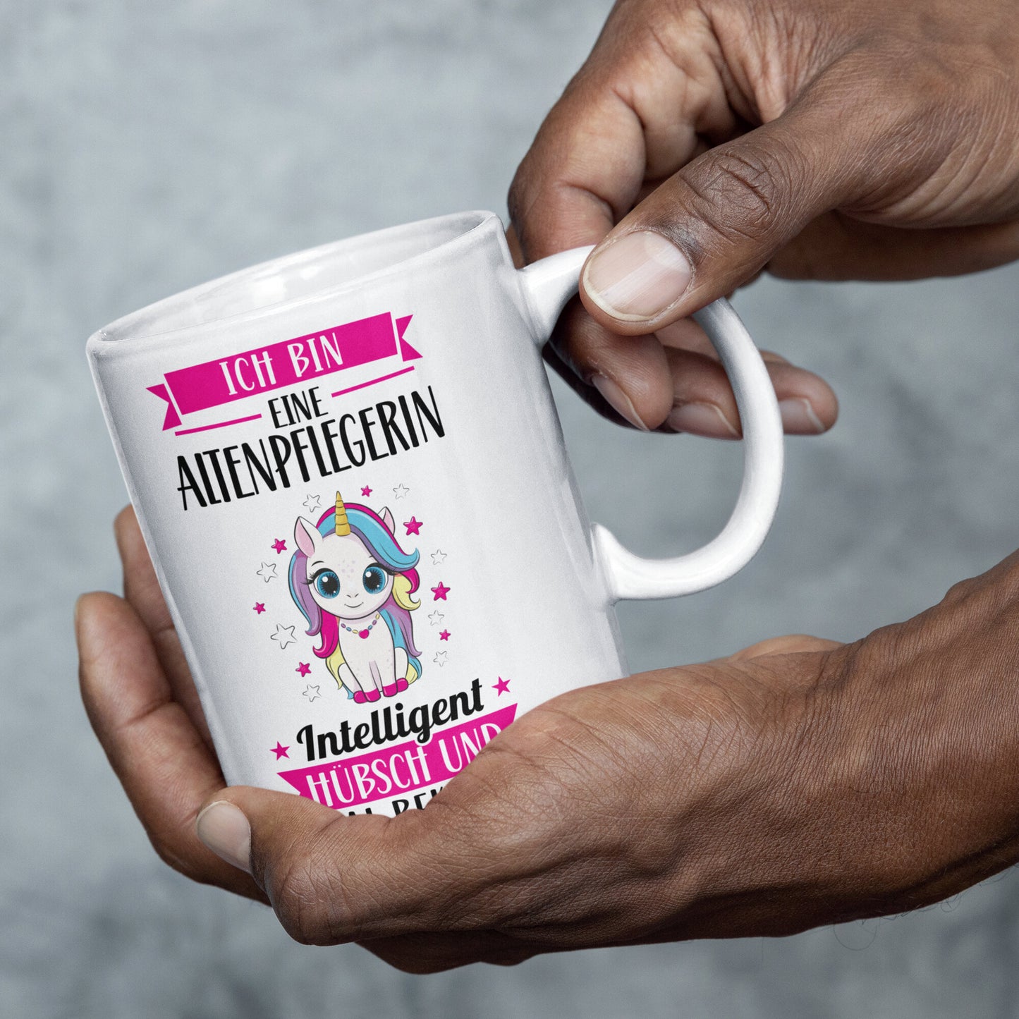 Pflegekraft Tasse | ich bin eine Altenpflegerin intelligent hübsch und bekloppt