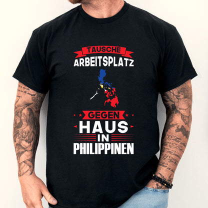 Mann trägt ein T-Shirt mit der Aufschrift 'Philippinen Shirt | tausche Arbeitsplatz Geschenk' und einem Design der philippinischen Flagge.