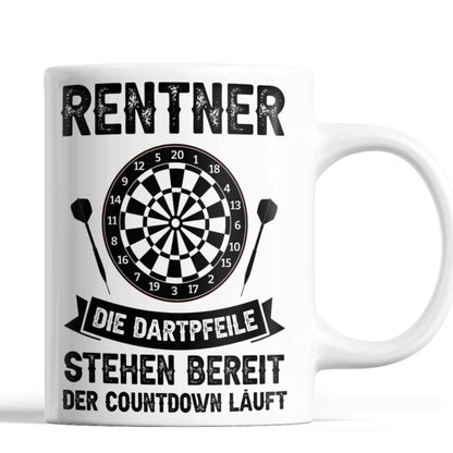 Dart Tasse | Rentner die Dartpfeile stehen bereit  | Dartspieler Ruhestand Rentner
