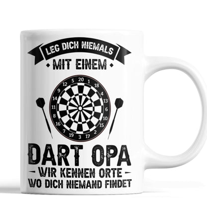 Dart Tasse | leg dich niemals mit Dart Opa | Dartspieler Ruhestand Rentner