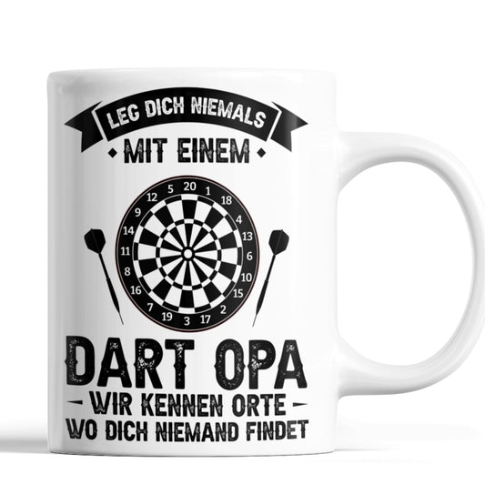 Dart Tasse | leg dich niemals mit Dart Opa | Dartspieler Ruhestand Rentner