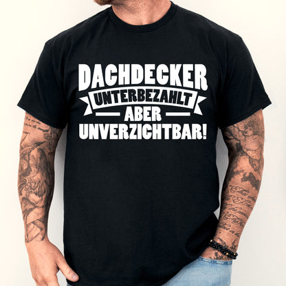 Dachdecker Shirt Design mit einem Mann als Motiv, ideal als Geschenk für Handwerker.
